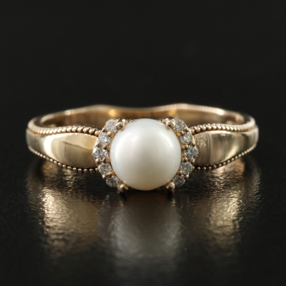 Elegant Gold Pearl Ring
